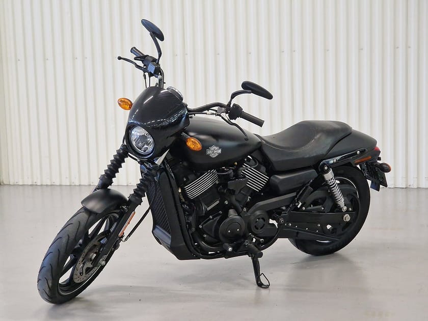 Bild 2 av Harley-Davidson Street 750 0.75|Vance & Hines|Screamin Eeagle|