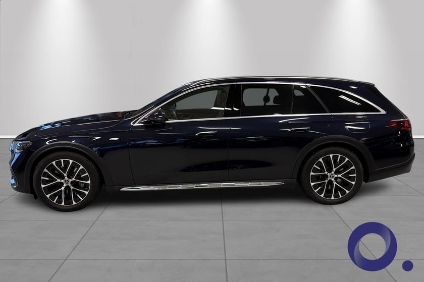 Bilde 2 av Mercedes-Benz E 300 d e 4MATIC All-Terrain Premium