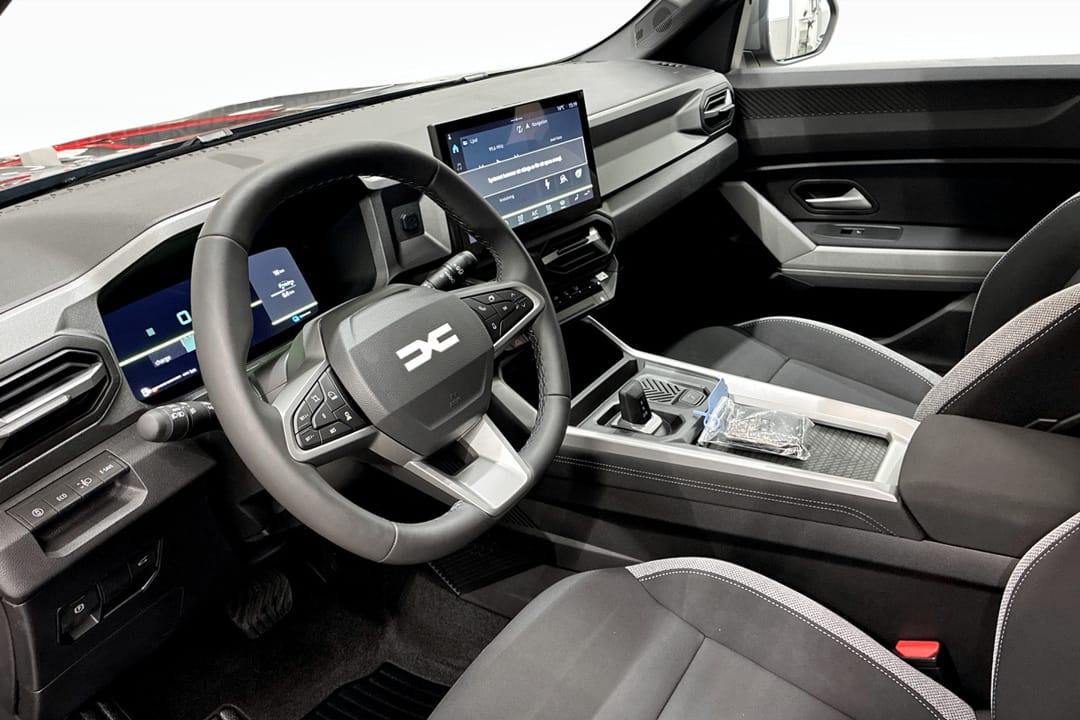 Dacia Bigster Hybrid 155