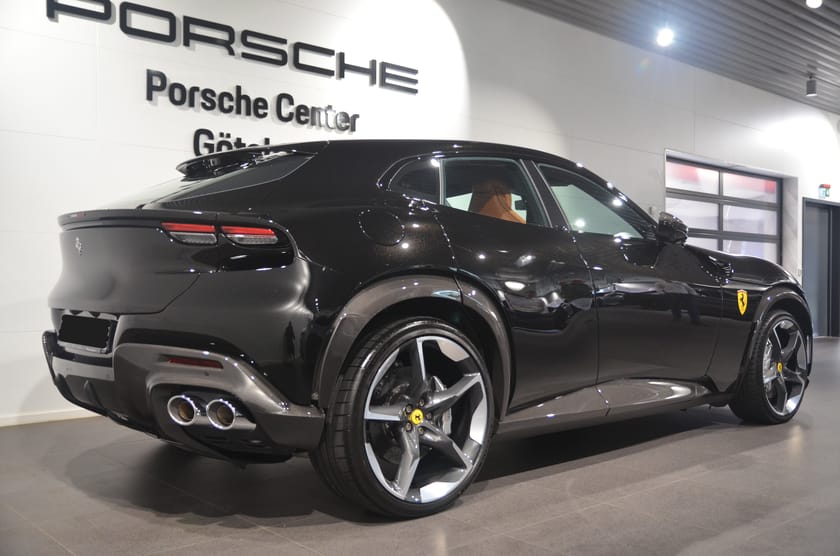 Bild 4 av Ferrari Purosangue V12