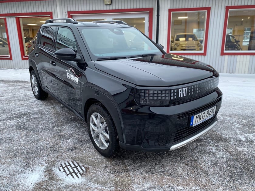 Bild 1 av Fiat Grande Panda Hybrid La Prima **Lansering **