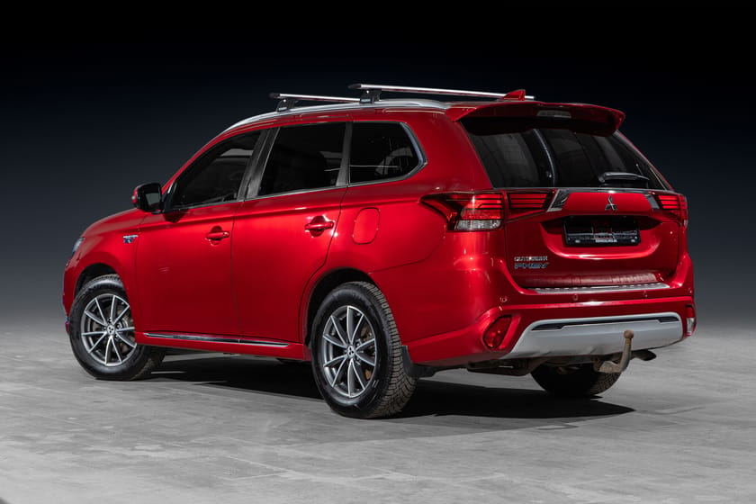 Bilde 5 av Mitsubishi Outlander PHEV 2,4 4WD Instyle+/ NY SERVICE / KROK / SKINN / ACC