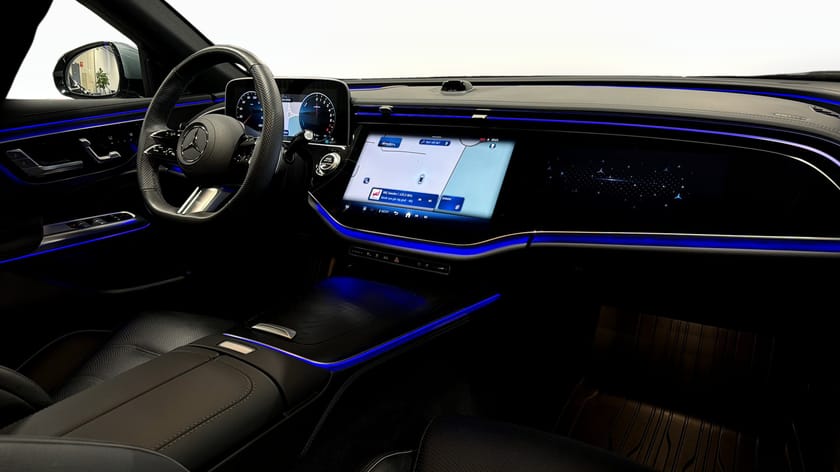 Bild 3 av Mercedes-Benz E 300 T e 300e AMG Drag Superscreen Läder Värmare