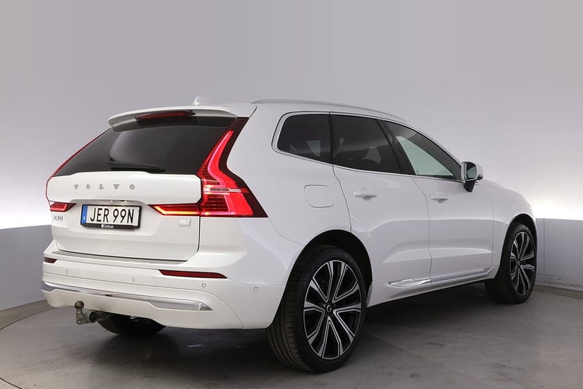 Bild 5 av Volvo XC60 Recharge T6 AWD Ultimate Bright Drag Pano HK BLIS