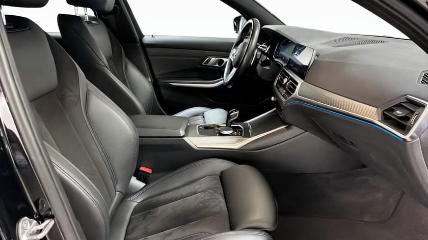 Bild 3 av BMW 330e xDrive Touring M Sport