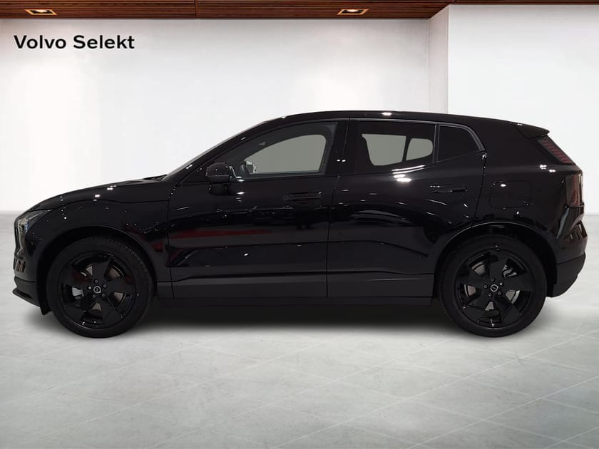 Bild 3 av Volvo EX30 Single Motor Extended Range SM Plus Black Edt