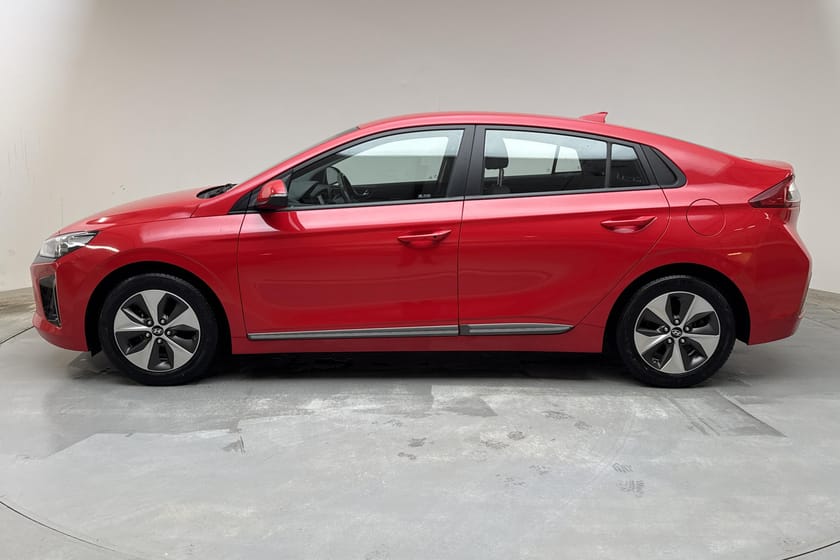 Bild 2 av Hyundai Ioniq Electric (120hk) Comfort Eco GPS Backkamera