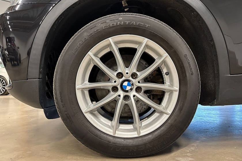Bild 5 av BMW X3 xDrive20d Navi | Backkamera | Skinn | Elstol | Hi-Fi