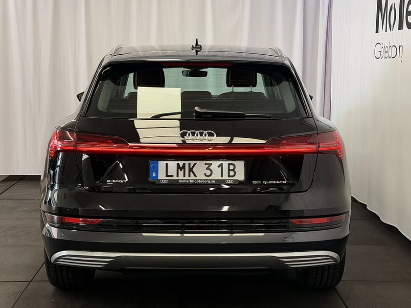 Bild 4 av Audi e-tron 50 quattro Luftfjädring/Skinn/20"/B-kamera