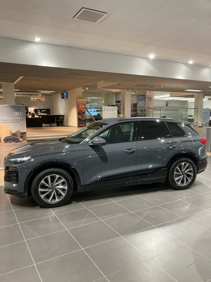 Bild 2 av Audi Q6 e-tron quattro SUV