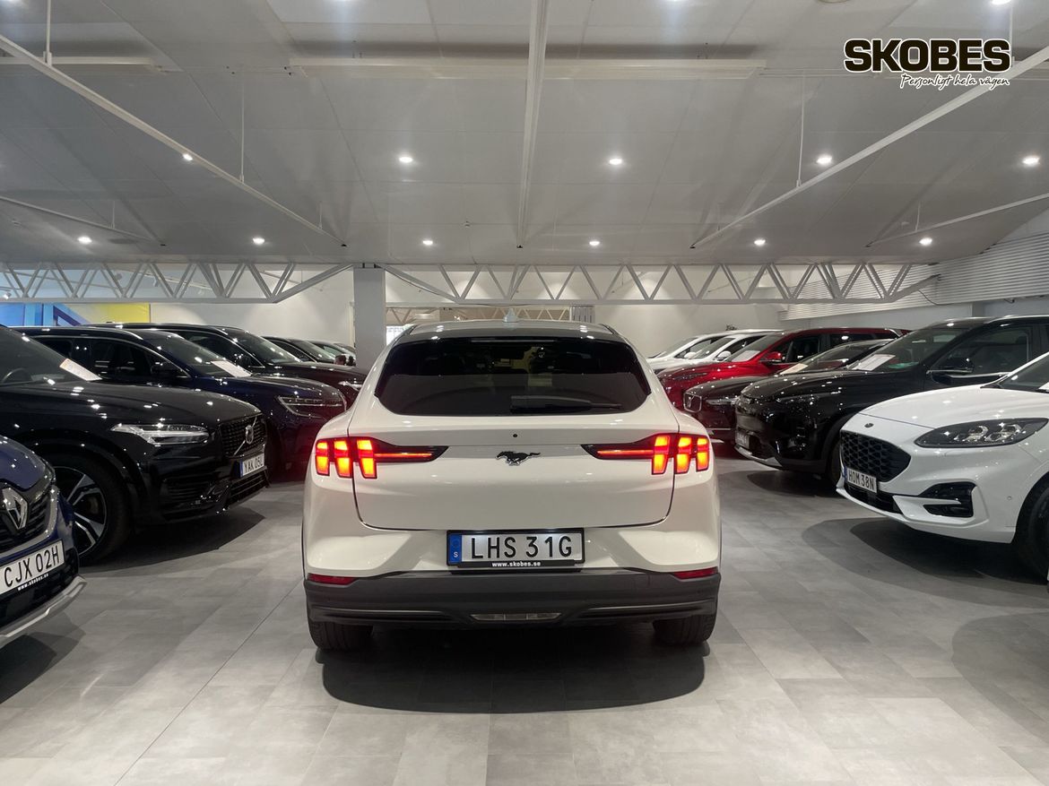 Ford Mustang Mach-E Long Range, 294hp, 2021