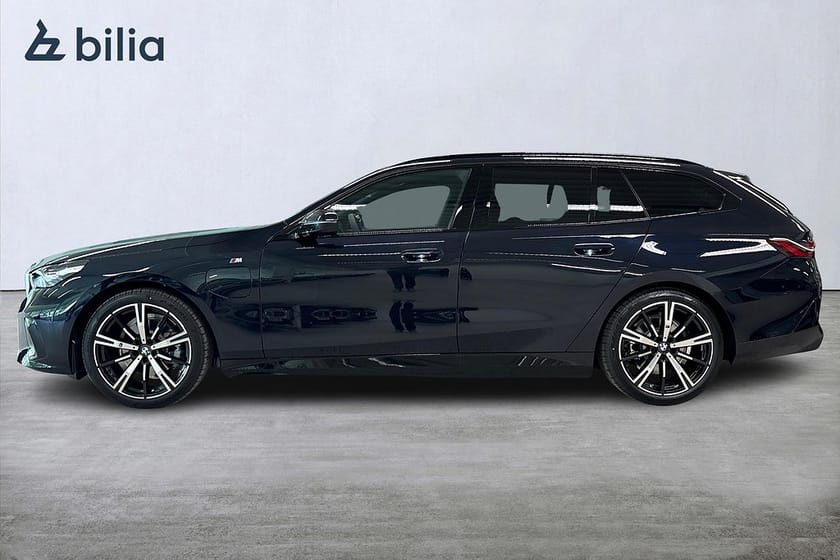 Bild 3 av BMW 530e xDrive Touring M-Sport | DEMOBIL | Aktiv farth. | Drag | B&W