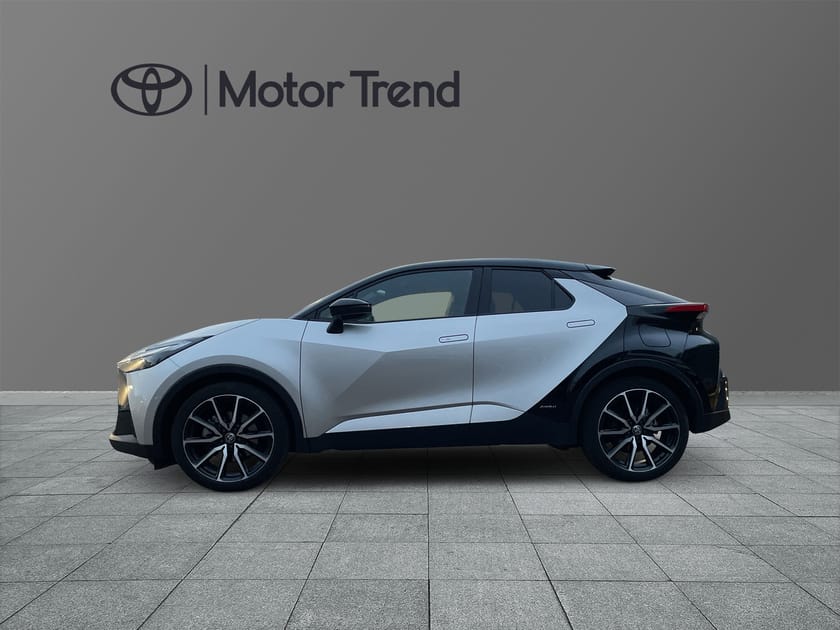Bild 4 av Toyota C-HR Hybrid AWD-i | 2,0 | GR SPORT PREMIERE EDI | BACKKAMERA | 360-KAMERA | APPLE CARPLAY |
