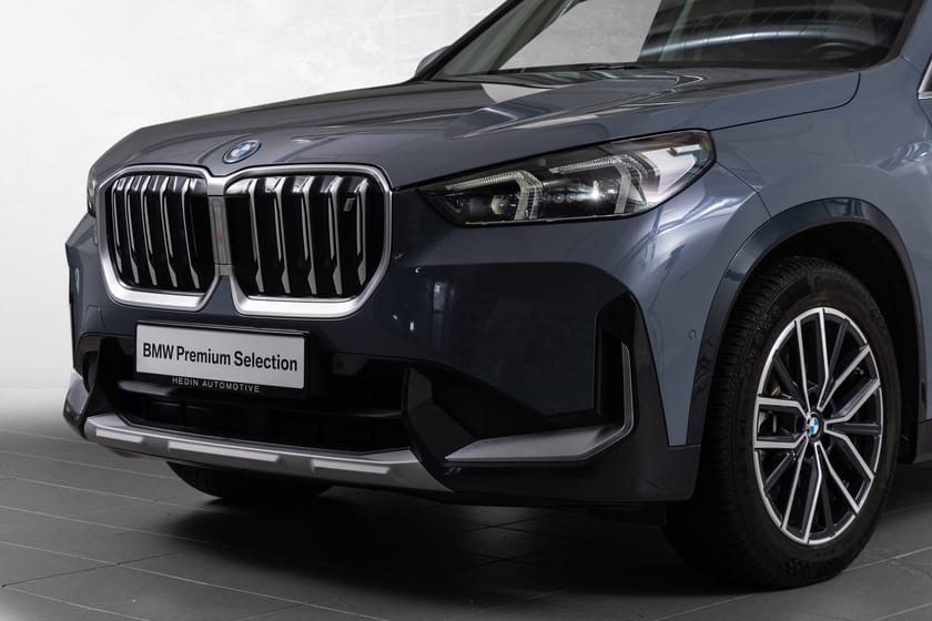 Bilde 2 av BMW iX1 xDrive30 