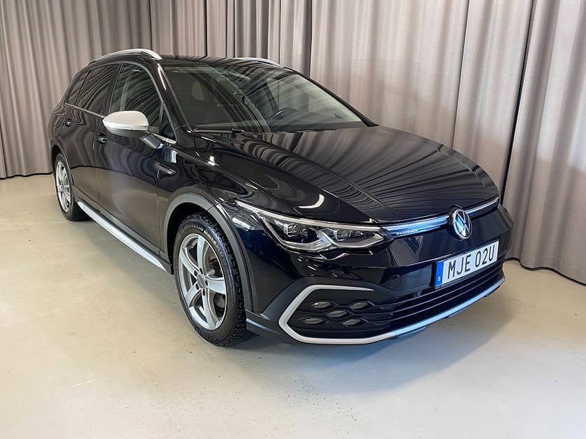 Bild 1 av Volkswagen Golf Alltrack 2.0 TDI 4Motion 200hk Automat. Drag, Parkeringsvärmare