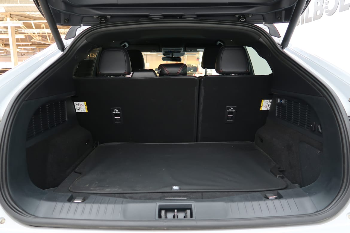 Ford Mustang Mach-E 2022 - miniatyr 38