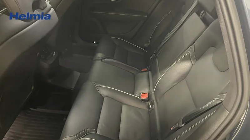 Bild 14 av 18 – Volvo V90 Recharge T8 Ultimate Dark