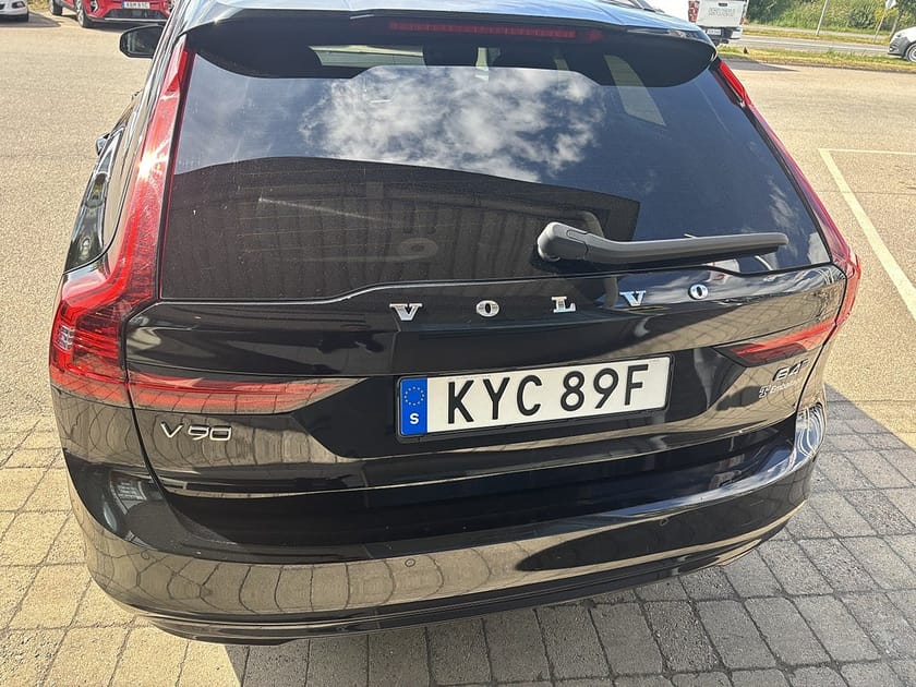 Bild 4 av Volvo V90 B4 AWD Geartronic  Advanced | Drag Värmare Backkam Navi