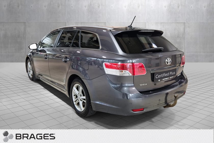 Bilde 3 av Toyota Avensis Stasjonsvogn 2,0 D-4D DPF 126hk Executive