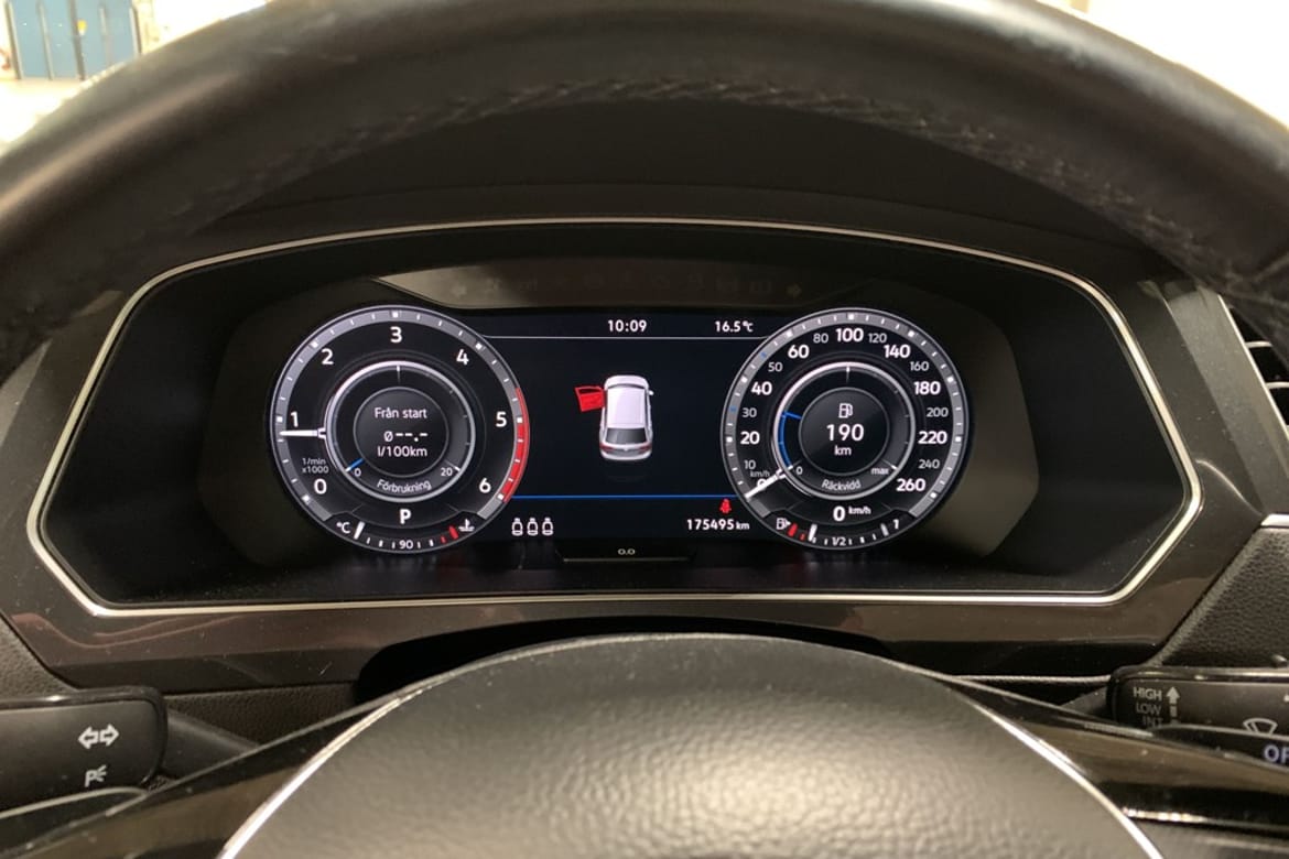 Volkswagen Tiguan 2018 - miniatyr 9