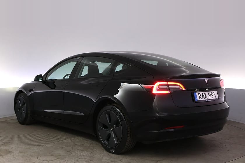 Bild 4 av Tesla Model 3 Long Range AWD Autopilot Panorama
