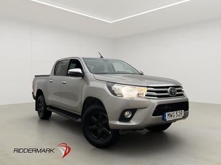 Toyota Hilux Dubbelhytt Hero 2.4 AWD Drag B-Kamera Diff Moms 1-Brukare