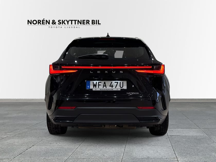 Bild 4 av Lexus NX 350h AWD NX350H Business /V-däck