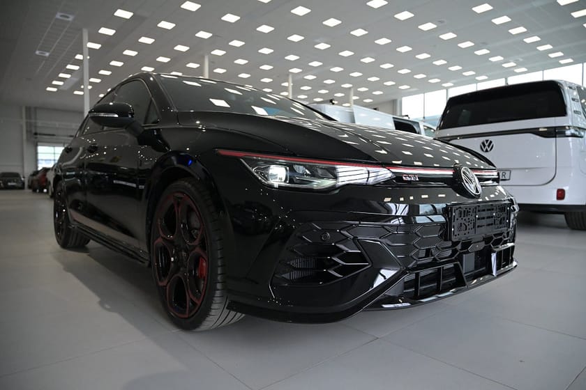 Bild 4 av Volkswagen Golf GTI Edition 50 Clubsport **Edition 325 hk**