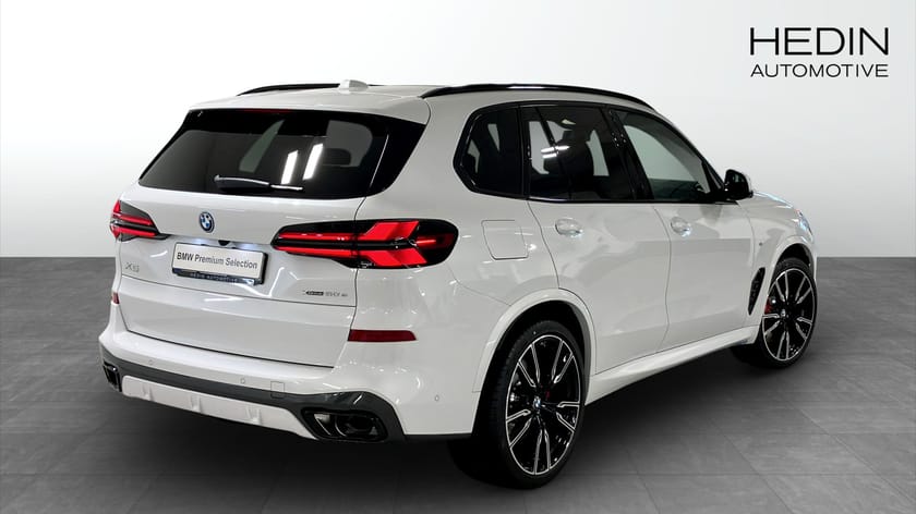 Bild 2 av BMW X5 xDrive50e Panorama, H/K ljud, luftfjädring
