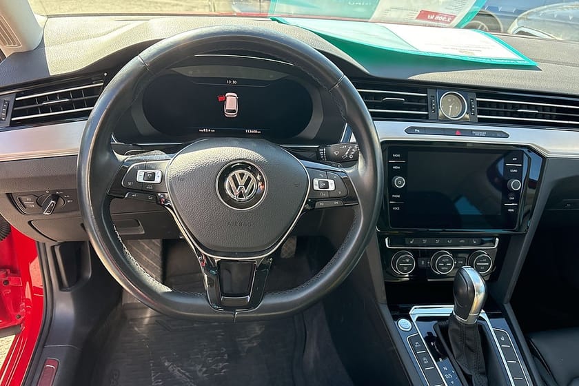 Bild 2 av Volkswagen Passat Sportscombi 2.0 TDI DPF SCR Base Euro 6