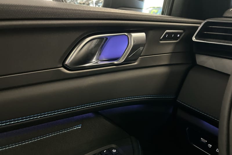Lynk & Co 01 PHEV