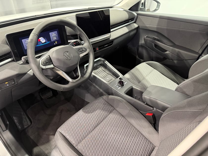 Bild 5 av Volkswagen T-Roc *Privatleasingkampanj Augusti*