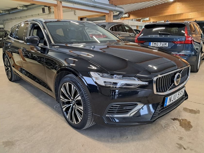 Bild 3 av Volvo V60 T6 Recharge Core Bright plug in AWD 350HK 4x4 Läder