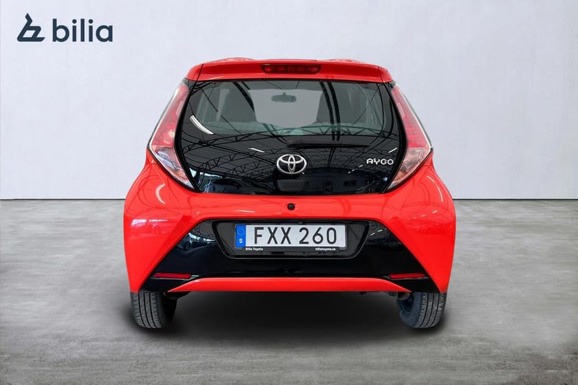 Bild 5 av Toyota Aygo 1,0 5-D X-CITE VINTERHJUL LEDRAMP