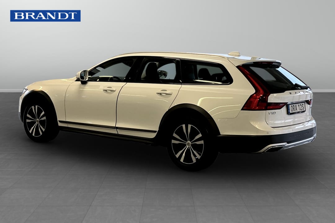 Volvo V90 Cross Country