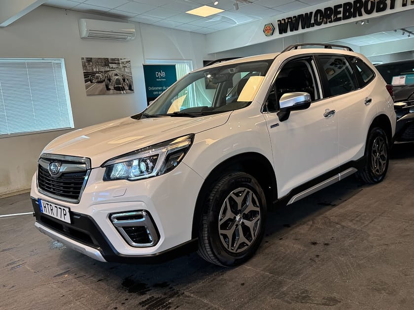 Bild 2 av Subaru Forester e-Boxer Lineartronic Drag M-värmare B-kamera Carplay