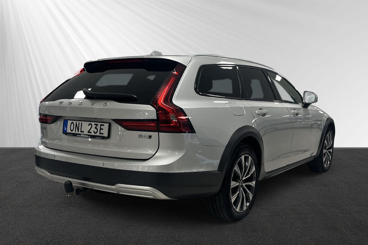 Volvo V90 Cross Country
