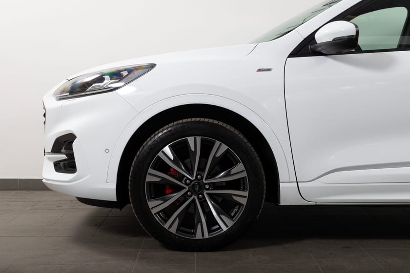 Bild 5 av Ford Kuga Hybrid AWD E-CVT 190hk ST-Line 20"/360Kamera/Drag