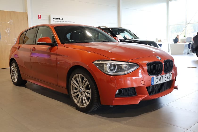 Bild 3 av BMW 116i 5-dörrars M Sport Connected PDC Blåtand Rattvärme