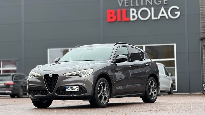 Bild 2 av Alfa Romeo Stelvio 2.2 JTD 16V Q4 B-Kamera Skinn Drag