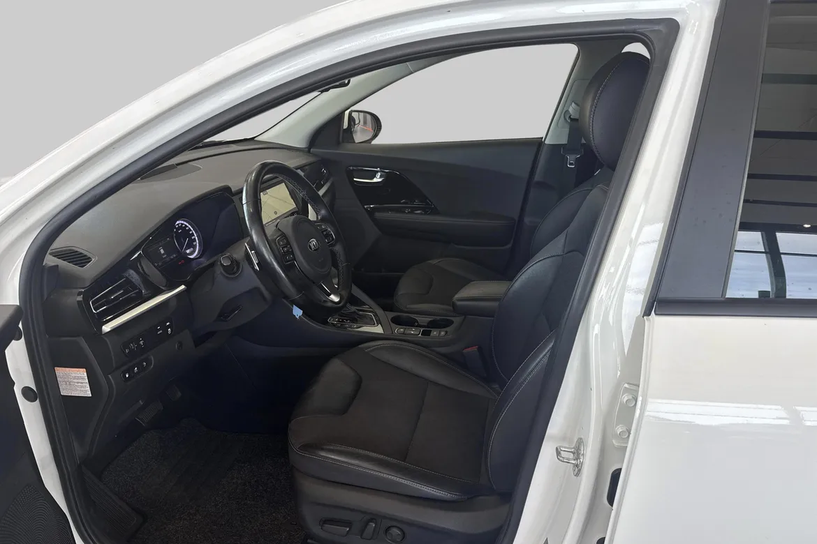 picture of a car