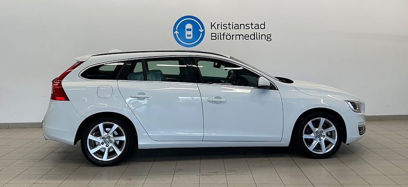 Bild 4 av Volvo V60 D5 Momentum, Drag, Delläder, Vinterhjul