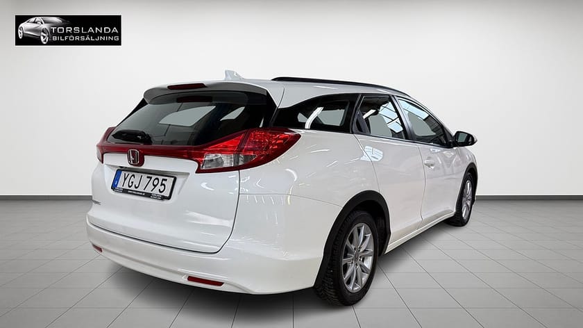 Bild 4 av Honda Civic Tourer 1.6 i-DTEC 120hk |1 ägare |V-hjul |