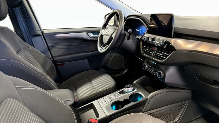 Bild 3 av Ford Kuga Plug-In Hybrid Titanium PHEV 225hk Automat