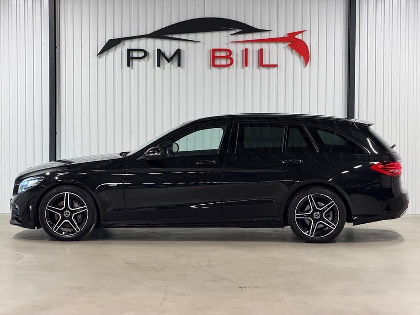 Bild 5 av Mercedes-Benz C 220 T d Night Edition AMG Line Drag Navi Cockpit S&V-Hjul