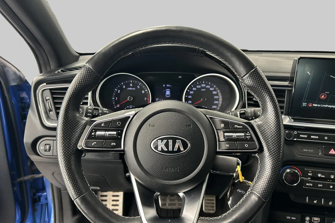 picture of a car