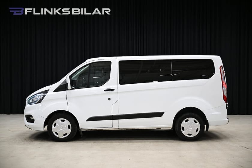 Bild 2 av Ford Transit Custom 320 Kombi 130HK Automat|Kombi|9-Sits|Värmare|Backkamera