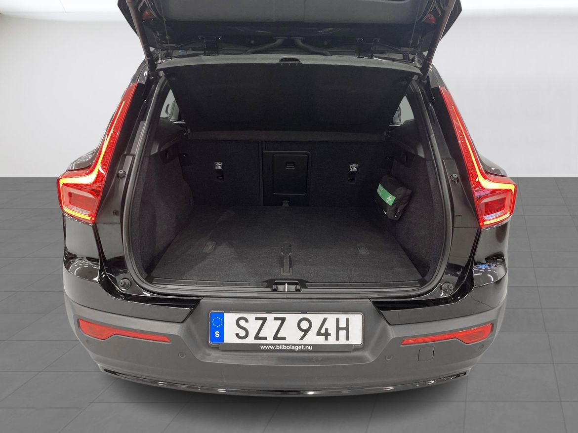 Volvo XC40 2023 - miniatyr 10