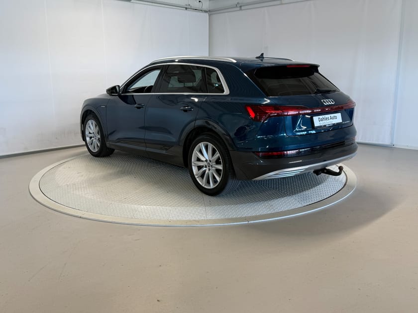 Bilde 4 av Audi e-tron 50 quattro ADVANCED BUSINESS Cruise/360-kamera/Krok/Navi/Skinn