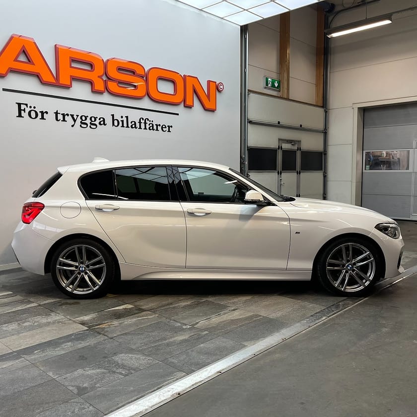 Bild 3 av BMW 118d 5-dörrars Aut M Sport HiFi Adaptiv Farthållare Drag